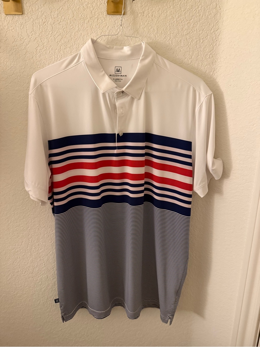 Mizzen+Main White Polo with Navy and Red Stripes